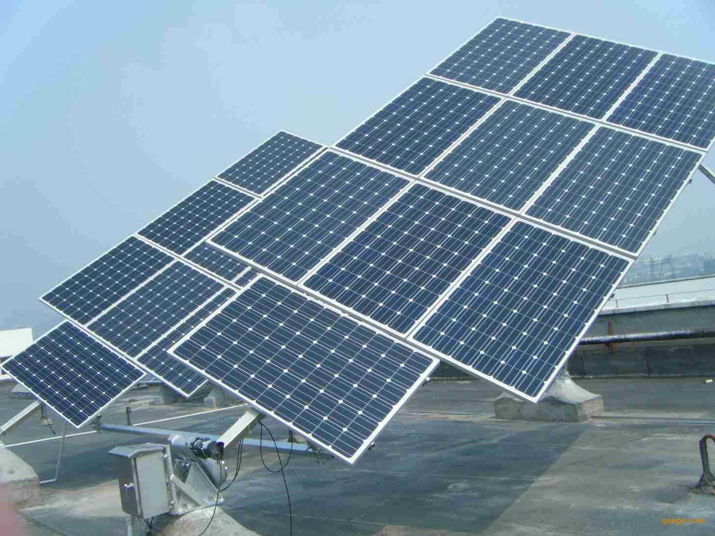 太陽(yáng)能跟蹤支架的原理是什么